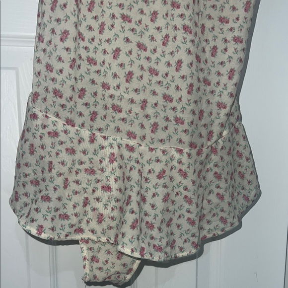 Victoria's Secret Cream and Red Floral Chemise - Picture 3 of 9